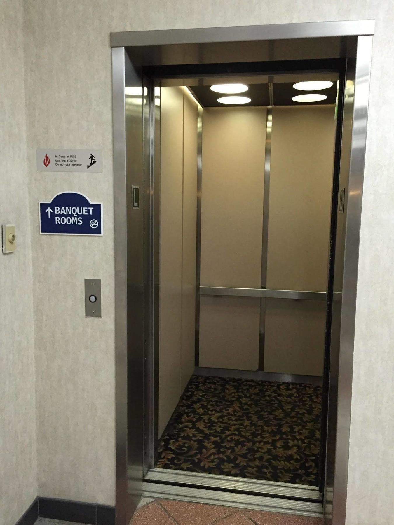 Kaiser Hotel Bridgeton Extérieur photo